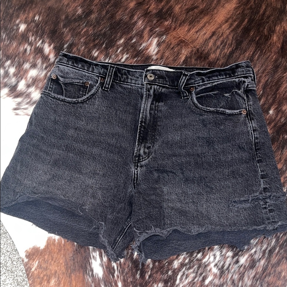 Abercrombie & Fitch The Dad High Rise Jean Short